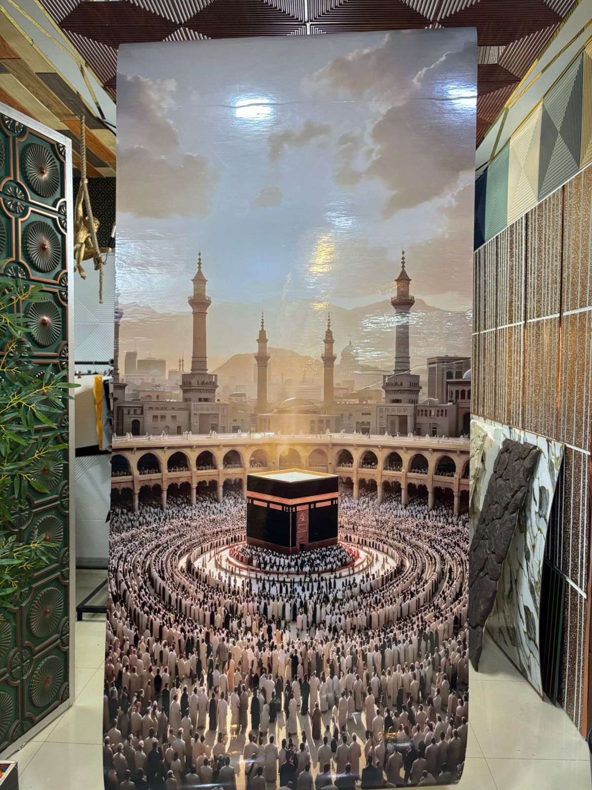 SELF-ADHESIVE UV MARBLE ROLL